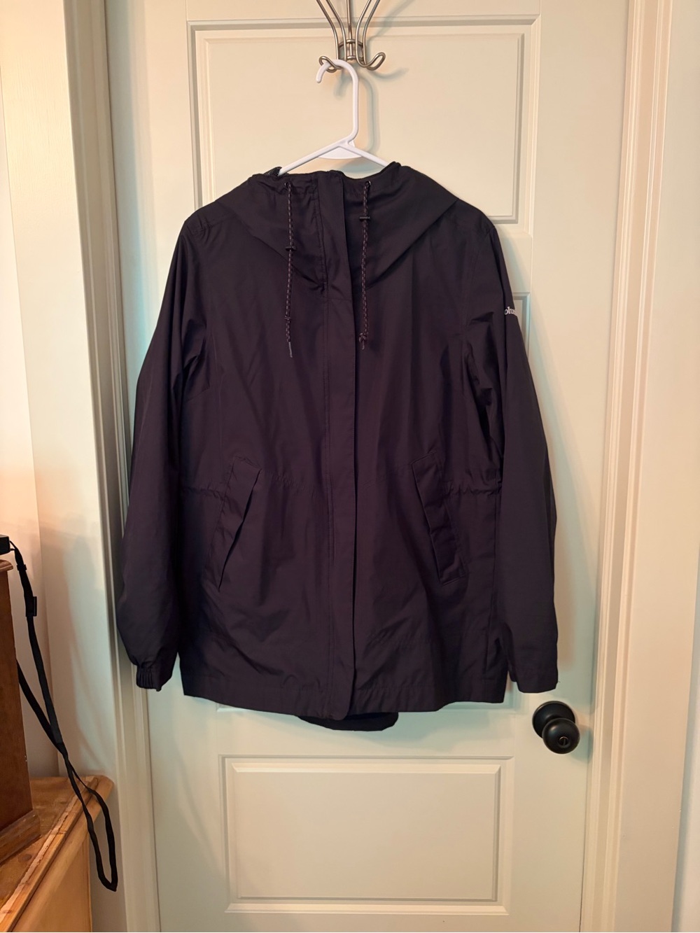 Women’s Columbia Black Hooded Rain Jacket